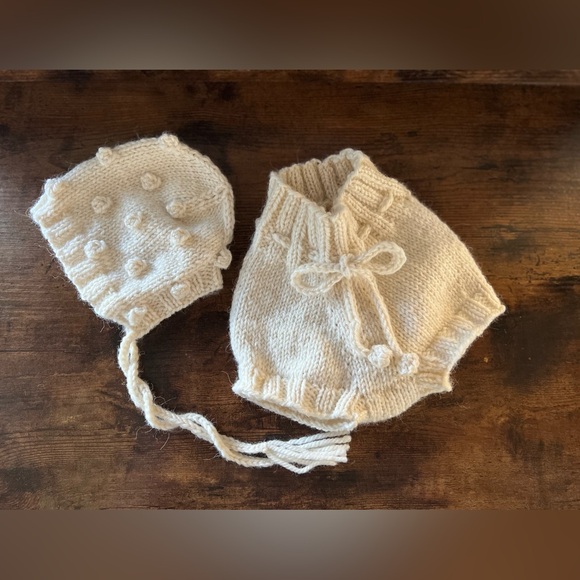 Other - 0-6 month Hand knit Baby Bonnet & Bloomers in 100% wool/alpaca
